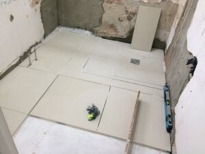 Wet floor installation